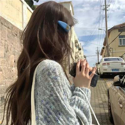 走出监狱的女人